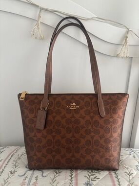 Coach Brown Signature Tote in Metallic Brown